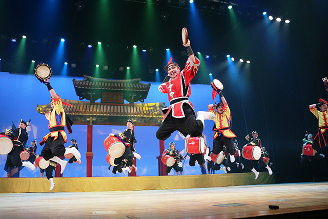 沖縄エイサー「琉球舞団　昇龍祭太鼓」